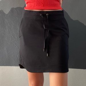 Black • Athleta Skirt • Sz XS